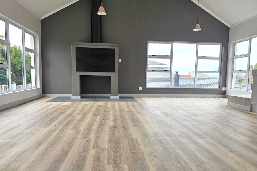 4 Bedroom Property for Sale in Welgemoed Western Cape